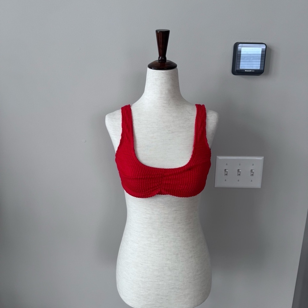 NWT! Boohoo Red Textured Scoop Neck Bralette Bikini Top - Picture 8 of 8